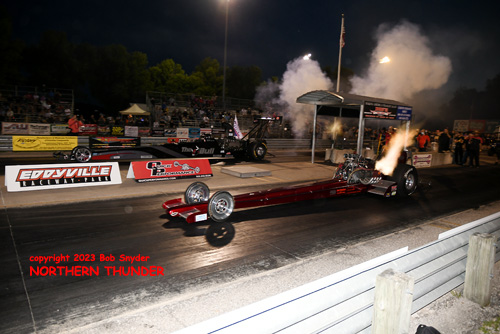 Gary Wheeler (near lane) vs Todd Bruce - 'The Bull' 
(far lane)